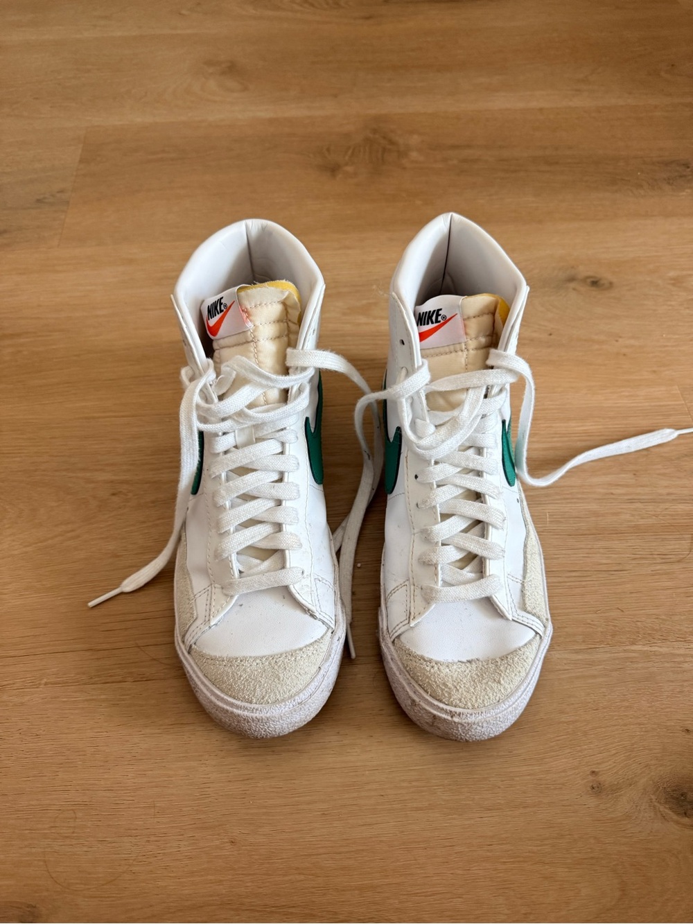 Nike Mid-Top Sneakers in White with Green Swoosh - Picture 2 of 2